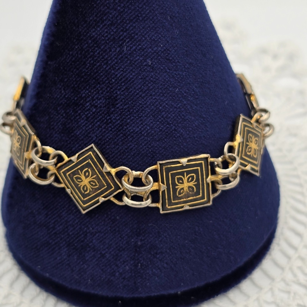 Vintage Damascene Link Bracelet Gold Tone Square Diamond Charm 7.25"